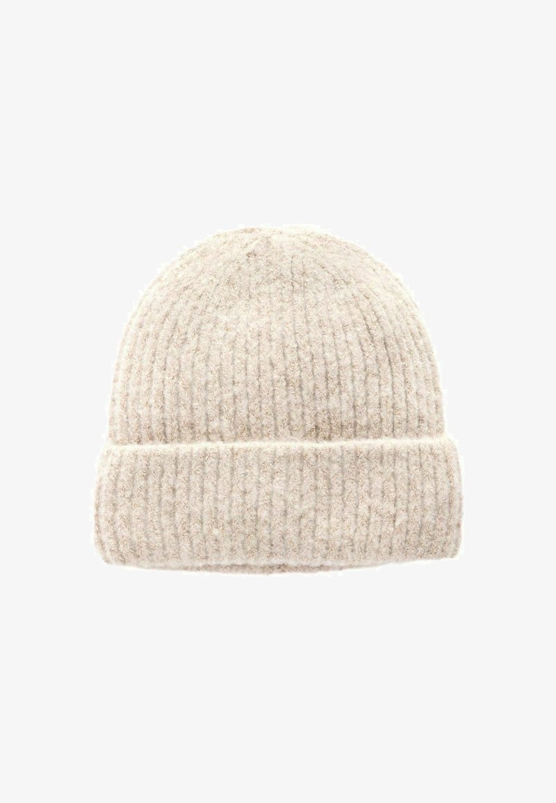 Bonnet tricoté en beige clair, fabriqué en laine douce, avec une texture côtelée et un revers pour le confort et la chaleur.