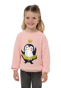 Maglione rosa lavorato a maglia con un grande design di pinguino in paillettes che indossa una corona d'oro e un tutu, con maniche lunghe e collo a costine.