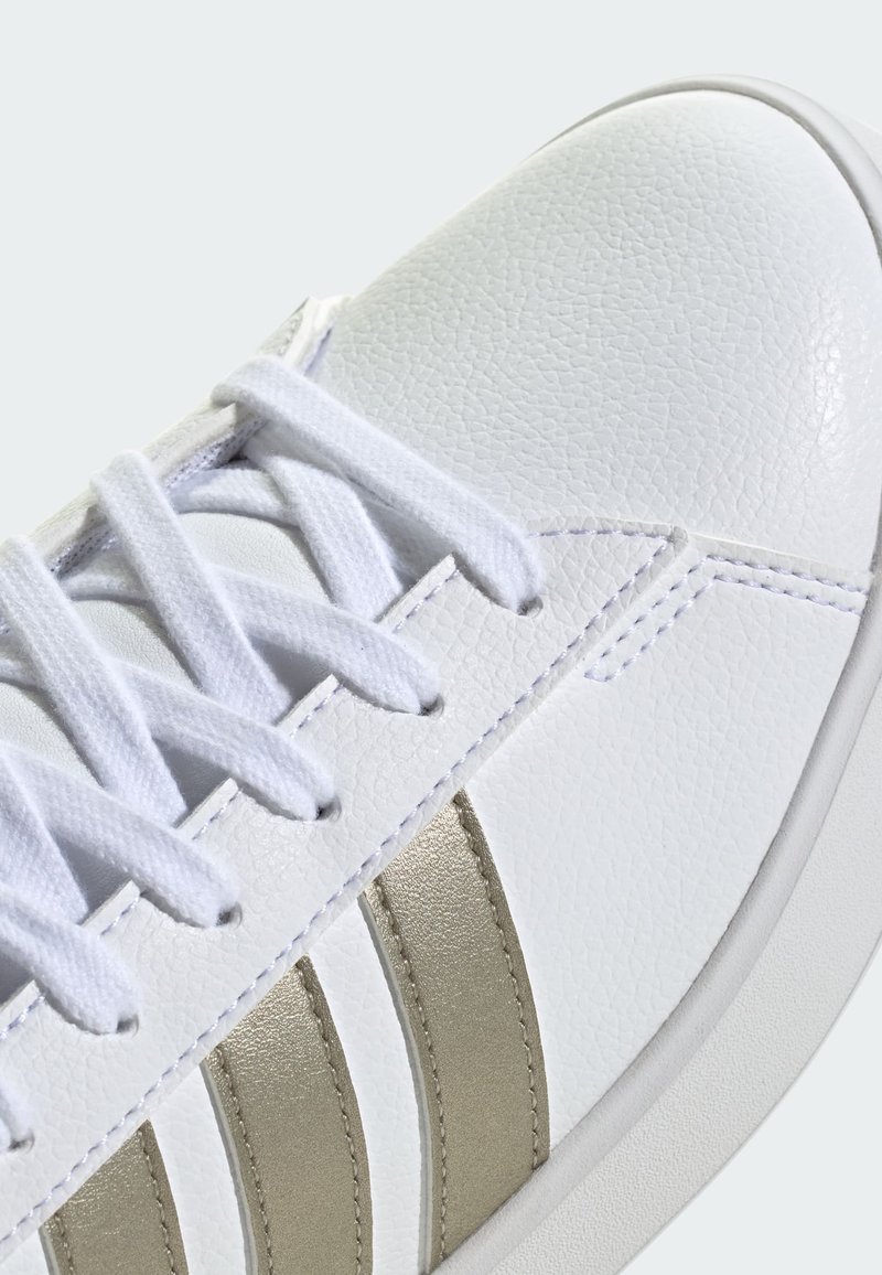 adidas gazelle silver green womens Superstar ADV adidas Womens Shoes in ftwwhite-ftwwhite-white for women –  TITUS