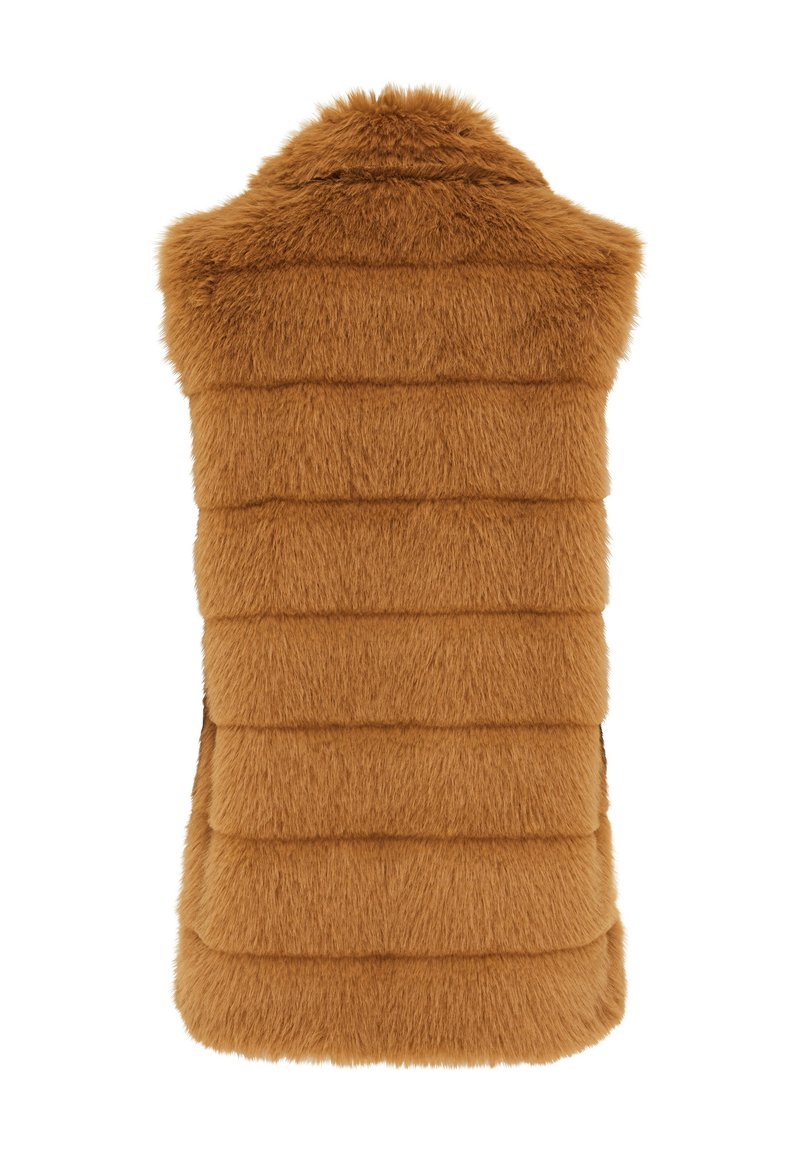 Chaleco de piel sintética marrón con cuello alto y diseño de paneles cosidos en horizontal, que presenta una textura suave y una silueta elegante y sin costuras.