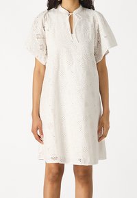Bruuns Bazaar Vapaa-ajan mekko - white