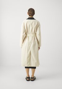 WEEKEND MaxMara Prochowiec