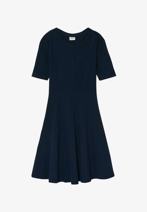 Marineblaues Strickkleid mit kurzen Ärmeln, rundem Ausschnitt und leicht ausgestelltem Rock.