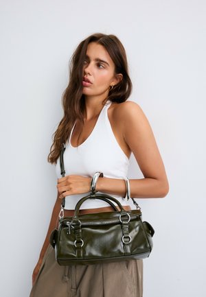 Stradivarius, ZIPPED BOWLING BAG - Sac à main - khaki