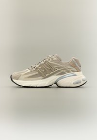 Neselectat, alumina/beige/off white