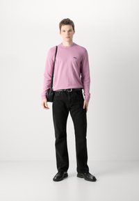 BOSS MOMENTUM LITE - Camisola - light/pastel purple