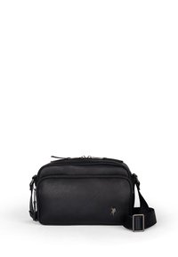 Borsa a tracolla nera in pelle con chiusure a zip, texture liscia, tracolla regolabile e dettaglio del logo impresso nella parte anteriore.