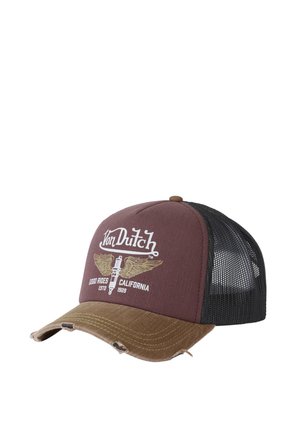 Casquette trucker Von Dutch marron et noire avec visière usée et motif de bougie d'allumage ailée, arborant le texte "Good Rides California Estd 1929".