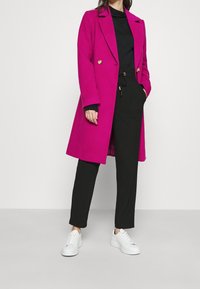 Vero Moda Abrigo clásico - pink