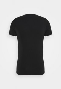Czarny t-shirt z krótkim rękawem i okrągłym dekoltem, wykonany z miękkiego materiału, charakteryzujący się gładką fakturą i dopasowanym krojem. Pokazano widok z tyłu.