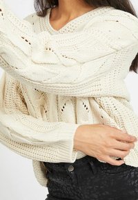 VILA Stickad tröja - beige