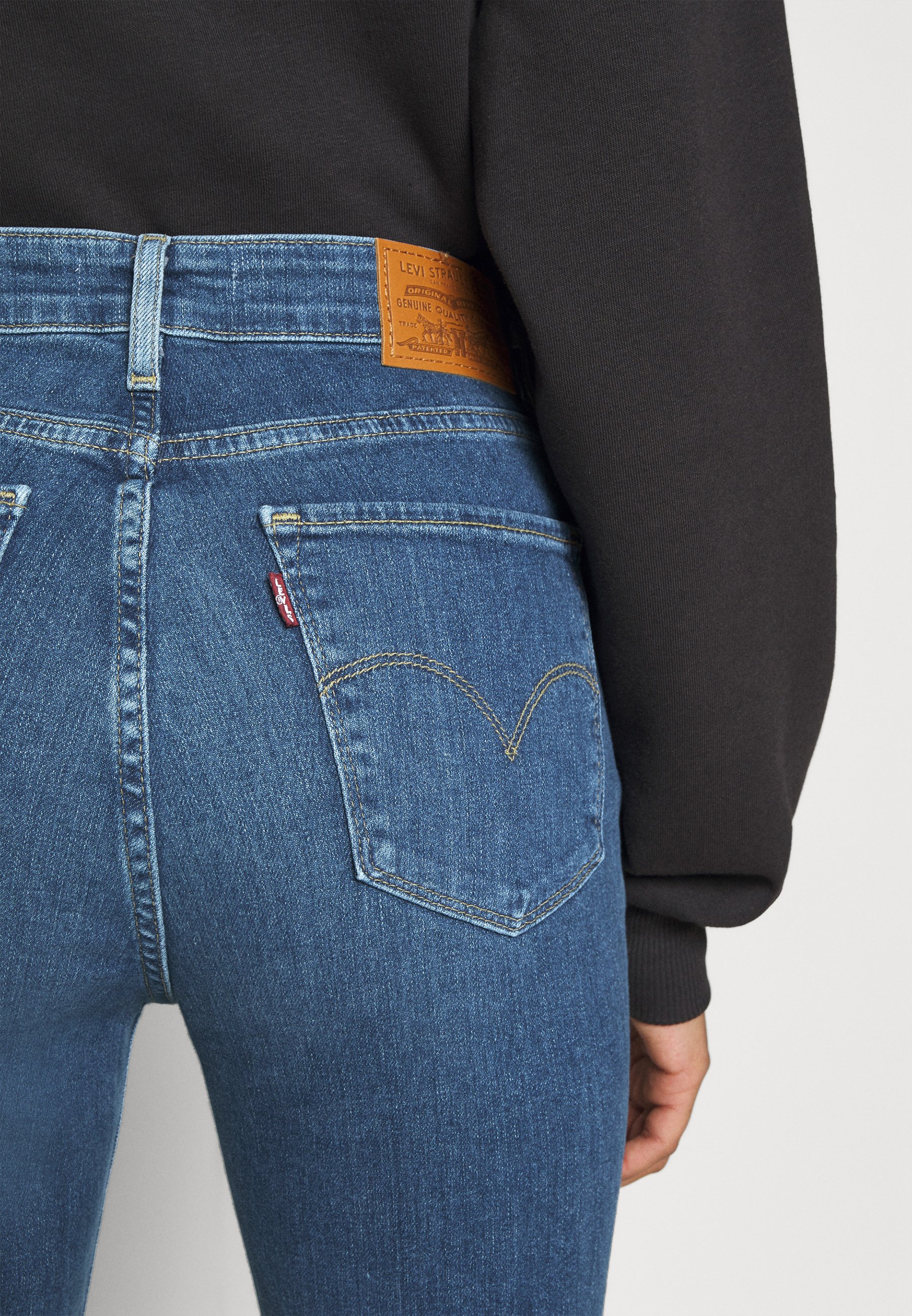 Levi's® 721 HIGH RISE - Aptempti 