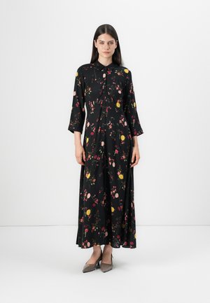 YASSAVANNA LONG DRESS - Tričkové šaty - black