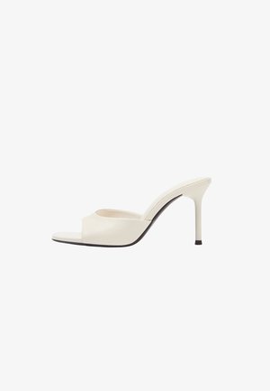 Stradivarius, RIEMCHENSANDALE MIT ABSATZ 19710870 - Mules à talons - white