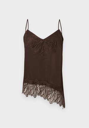 Camisole marrone con spalline sottili, caratterizzata da un bordo in pizzo sullo scollo e sull'orlo. Il pizzo presenta un motivo floreale per un dettaglio aggiuntivo.