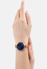 s.Oliver Uhr - brown