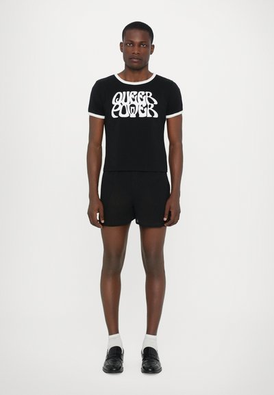 Ludovic de Saint Sernin QUEER POWER UNISEX - T-shirt con stampa - black