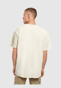 Merchcode THINKING COMIC HEAVY  - Camiseta estampada - sand