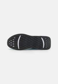Nike Performance PROMINA - Vandresko - dusty cactus/black/white