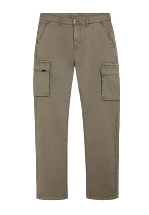 Pantalones cargo color caqui de pierna recta con trabillas para cinturón, bolsillos frontales inclinados y bolsillos con solapa en ambos muslos.