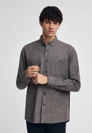 LONG SLEEVE REGULAT FIT PAOLO - Overhemd - brown