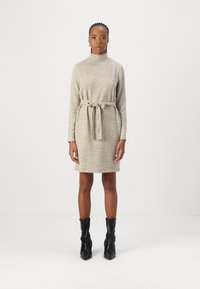 Vero Moda VMBELLA SHORT - Neulemekko - silver mink