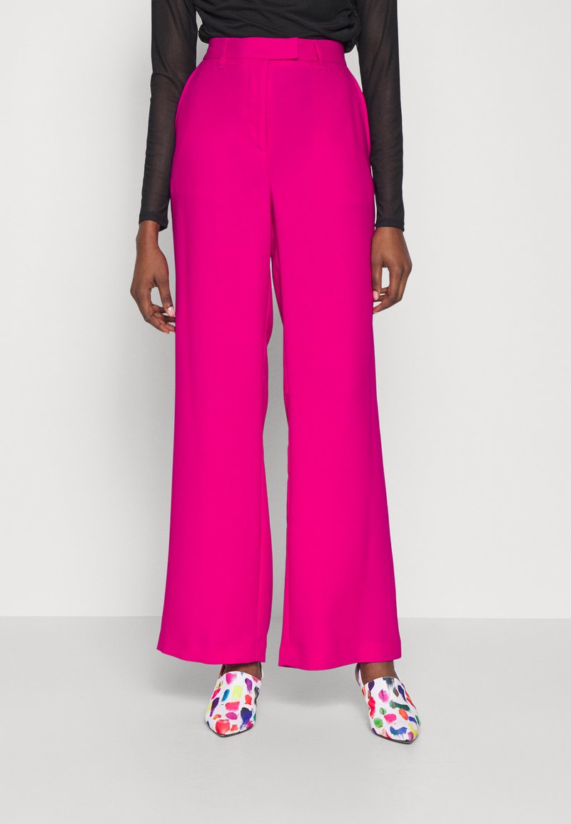 Ojai Tee - Electric Fuschia