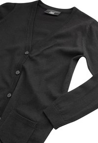 Schwarze Strickjacke, leichtes Strickmaterial, V-Ausschnitt-Design, lange Ärmel, sechs passende Knöpfe, gerippte Bündchen und Saum, zwei vordere Taschen.