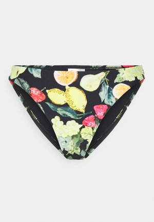 Parte de baixo de bikini preta com um estampado colorido de frutas, incluindo limões, morangos e folhas. Feita de um tecido liso e elástico.