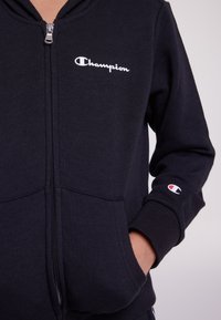 Champion AMERICAN CLASSICS HOODED FULL ZIP - Sudadera con cremallera - black