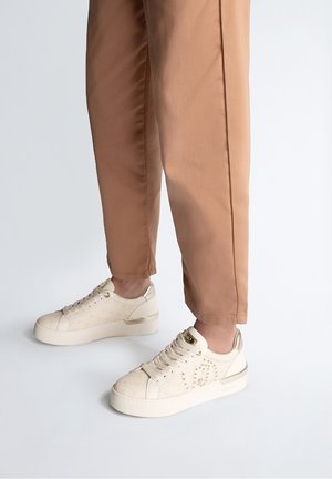 Sneakers laag - gold-coloured