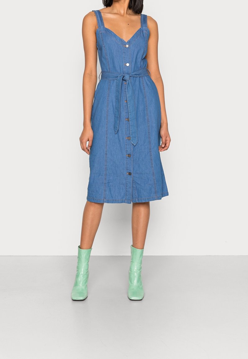 VILA Robe en jean - blue denim