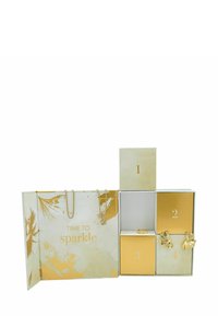 Schmuckgeschenkbox mit goldenen Akzenten und floralen Designs. Enthält vier Fächer, die mit 1 bis 4 beschriftet sind und eine Halskette sowie Ohrringe präsentieren.