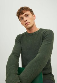 Jack & Jones JJEMATT CREW NECK - Maglione - mountain view