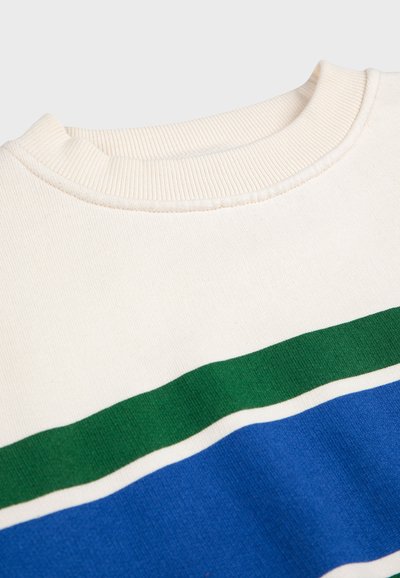 Felpa con colletto rotondo colore crema con strisce orizzontali verdi e blu. Realizzata in morbido cotone, con colletto a coste e cuciture dettagliate.