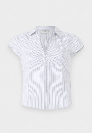 Hollister Co., CINCH HOOK AND EYE SHIRTING - Πουκαμίσα με κουμπιά - white