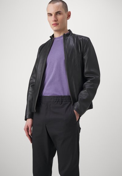 NN.07 BILLIE - Nohavice - black