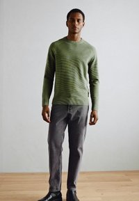 Marc O'Polo CREWNECK WITH RAGLAN WAVE STRUCTURE - Džemper - victorian mist