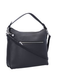 Sort læder crossbody taske med struktureret overflade, lynlåslukning foroven, lynlås lomme foran og justerbar rem. Sølvhardware accenter.