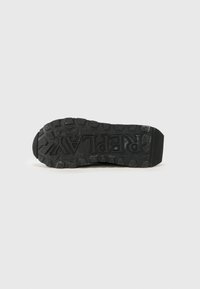 Replay DEAN COVERT - Baskets basses - black