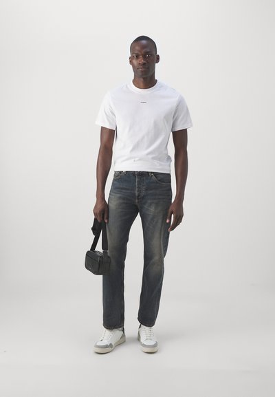 sandro TEE - Pamata T-krekls - blanc