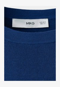 Sélectionné, vibrant blue