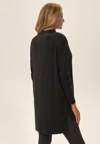 ESOTIQ JOYLAND szary