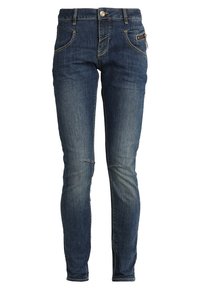 Vaqueros skinny de denim azul con talle medio, que cuentan con cinco bolsillos, cierre frontal con botón y ligero desgastado en las rodillas.