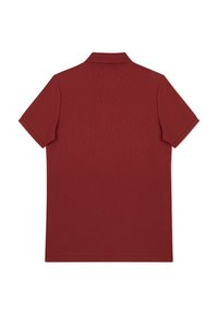 Czerwona koszulka polo z krótkim rękawem, klasycznym kołnierzykiem i teksturowanym materiałem. Widok z tyłu podkreśla prosty, elegancki design.