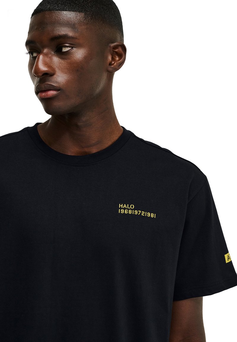 HALO GRAPHIC - T-shirt med print - black warm olive