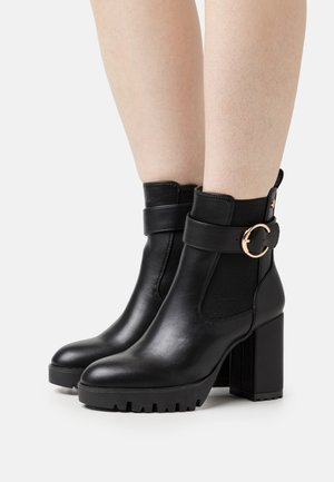 Bottines à talons hauts - black
