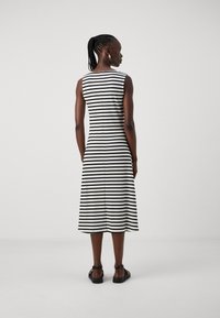 ONLY Tall ONLNELLA BUTTON DRESS  - Jerseykjole - cloud dancer/black