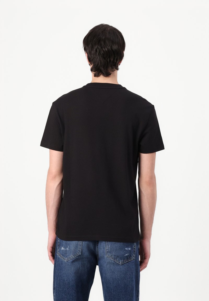 Tommy Jeans SMALL MOTIF TEE - Triko s potiskem - black