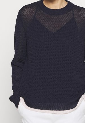 Sweter